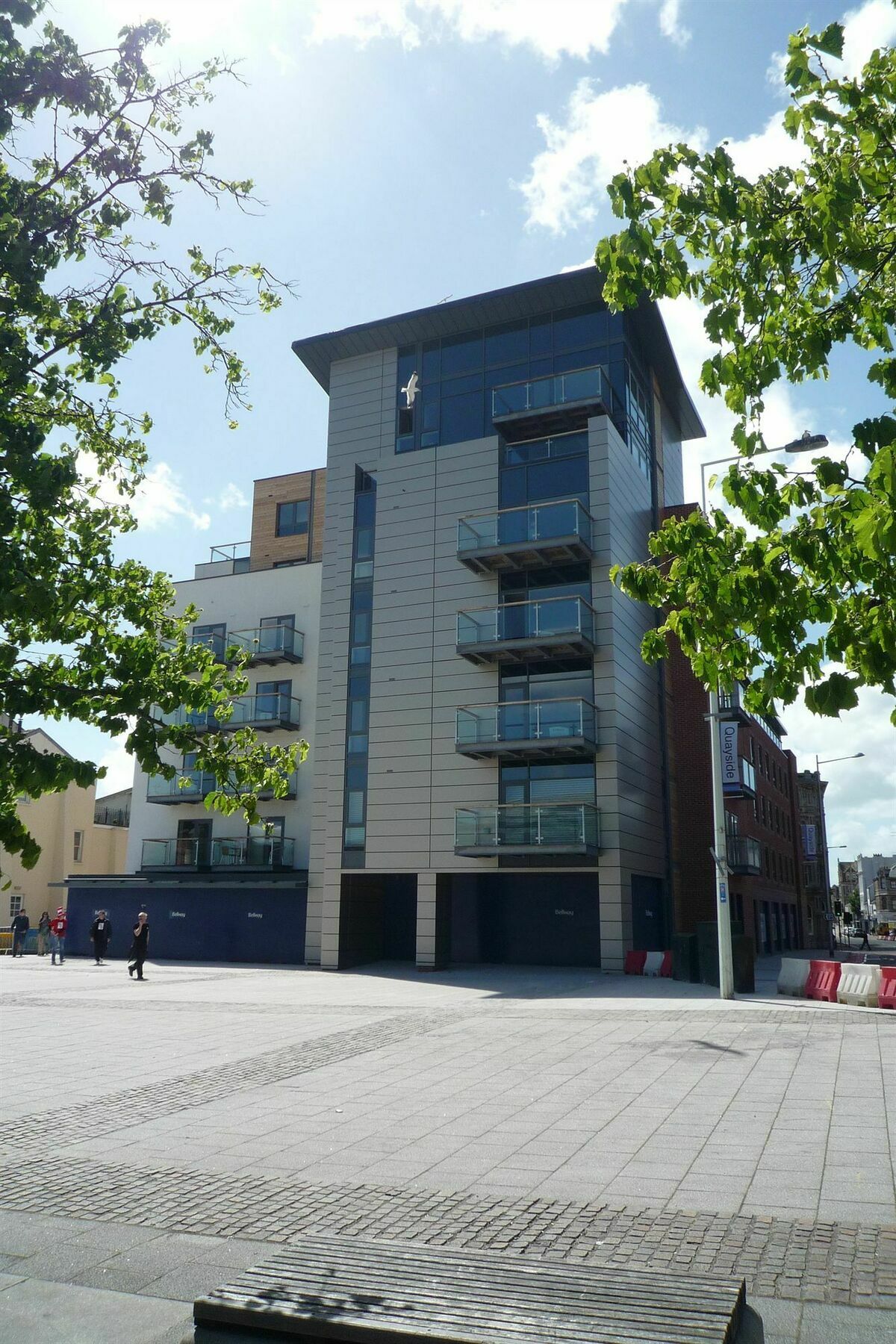 Quayside Serviced Apartments Cardiff Exterior photo